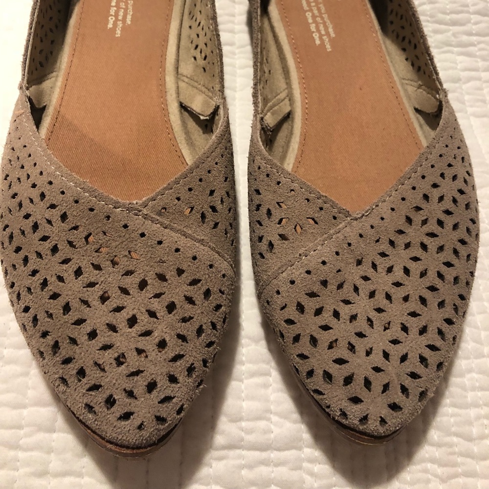 Toms